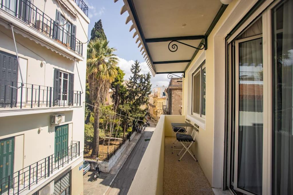 Plaka Vintage Apartment Атина Екстериор снимка